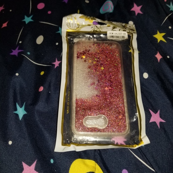 3 / $20 Nwt Super awesome cell phone case - Picture 1 of 3